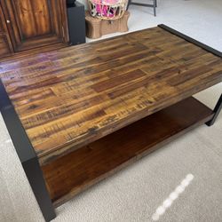 Coffee Table and End Table 