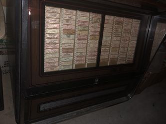 Juke box and all 45 records