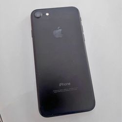 iPhone 7 Unlocked With Warranty