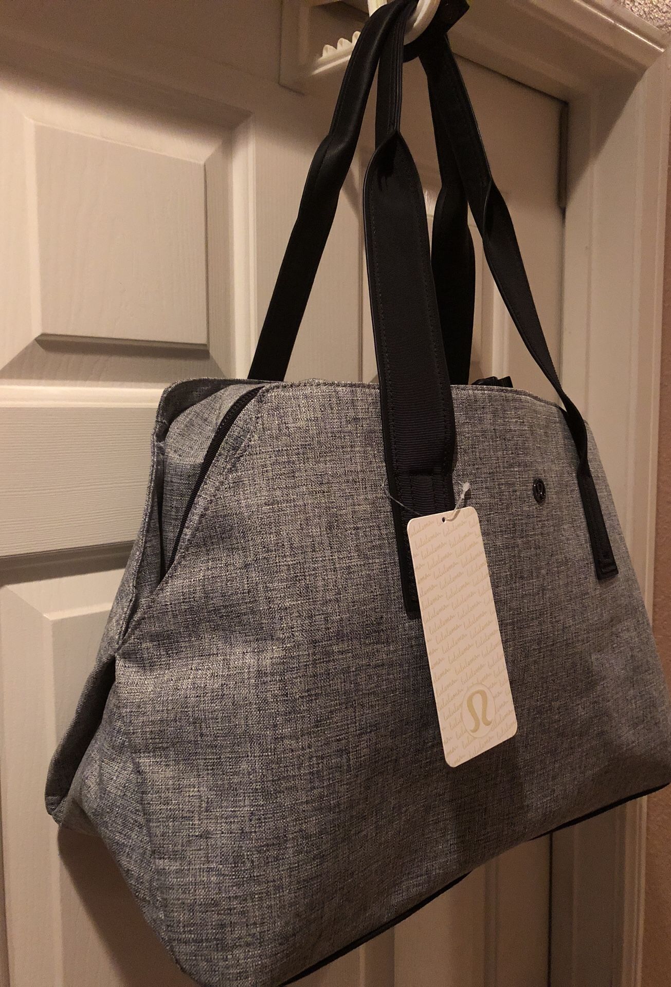 Lululemon Go getter Bag