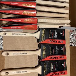 32 paint brushes for sale ALL NEW
