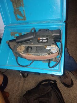 BLACK & DECKER ORBITAL SANDER