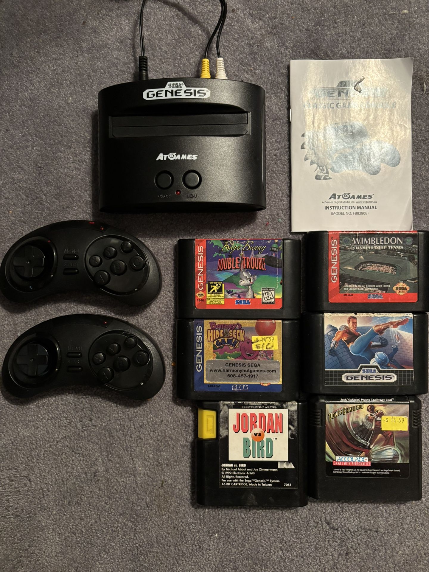 Sega Genesis AT Games Bundle w/ Original Genesis games. Bugs Bunny, Jordan/Bird