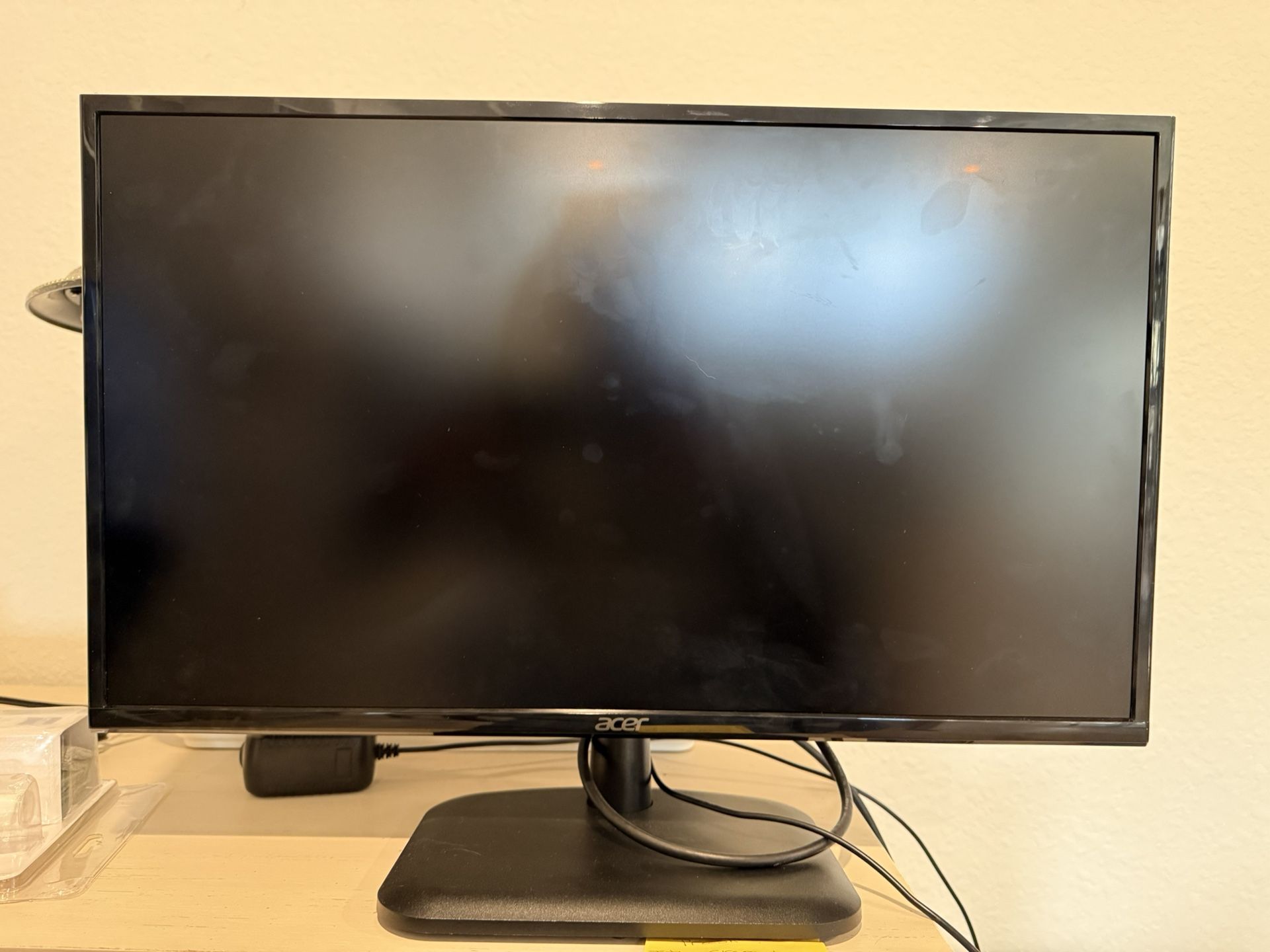 Monitor - Acer Monitor $40