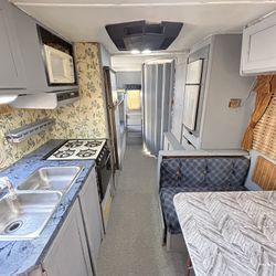 🥶SE VENDE TRAILA CHEVY WINNEBAGO EN BUENAS CONDICIONES 🥶 