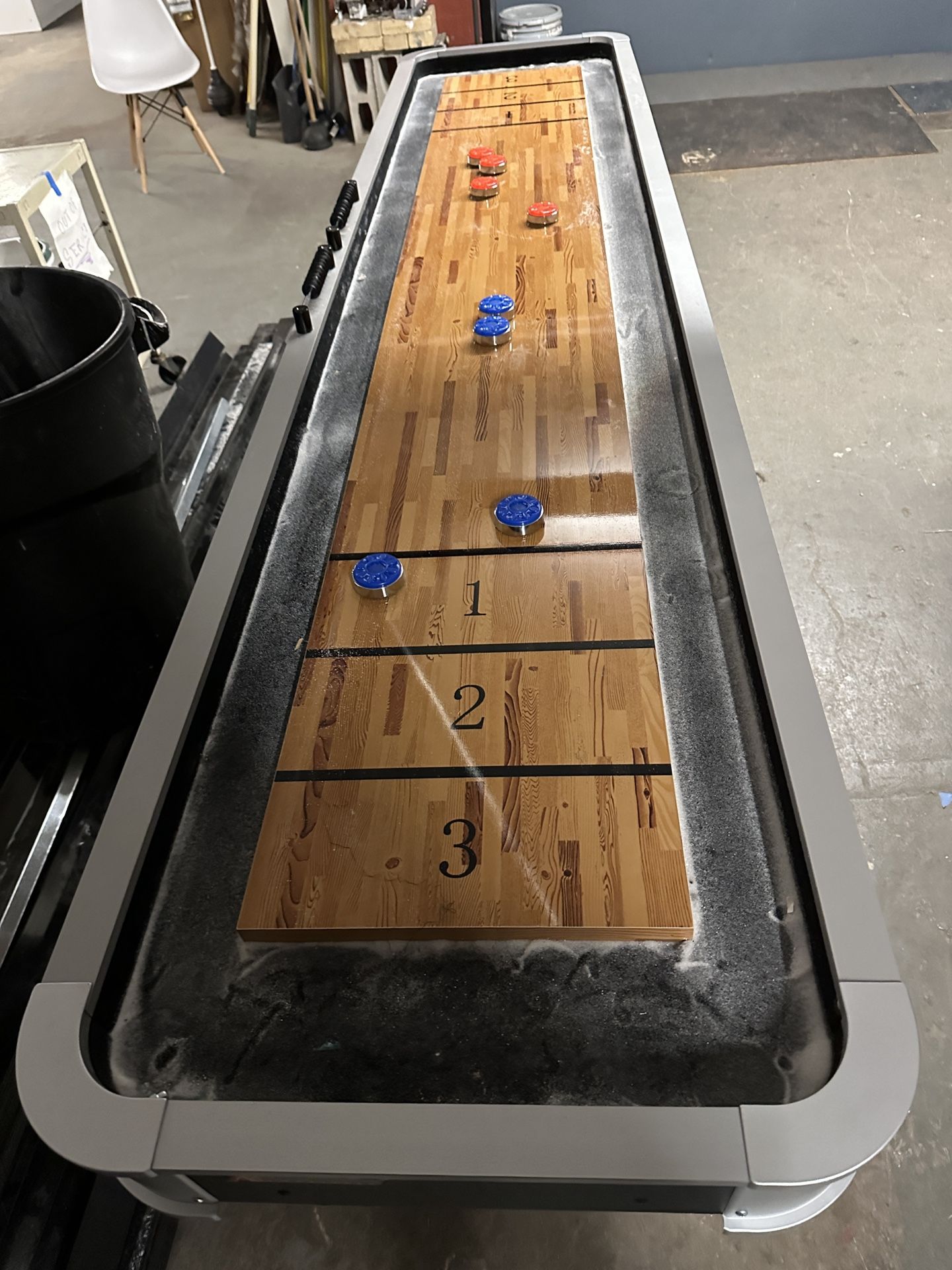 atomic 9’ Platinum Shuffle Board Table