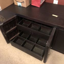 Console cabinet