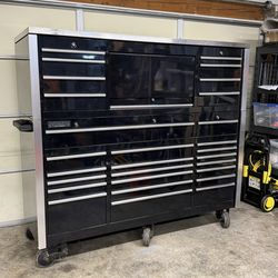 Matco M6 Toolbox With Hutch/Top