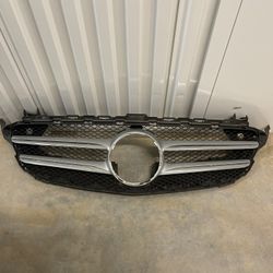 Mercedes Benz W205 Front Grille (For C(contact info removed)-2018 Models)