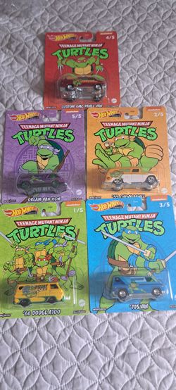 Hotwheels  premium  teenage mutant  ninja   set  d  5x50