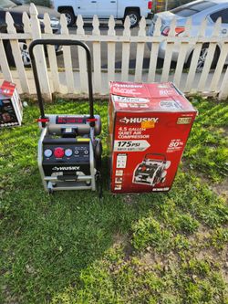 Shop Husky
4.5 Gal. 175 PSI Portable Electric Oil-Free Quiet Twin Stack Jobsite Air Compressor w/Rubber Wheels and 2-Quick Couplers
Questions &