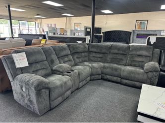 Power Recliner Sectional. 🚚WE DELIVER🚚
