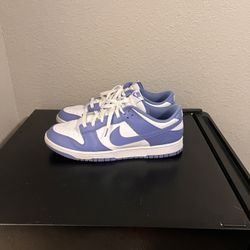 Nike Dunks 