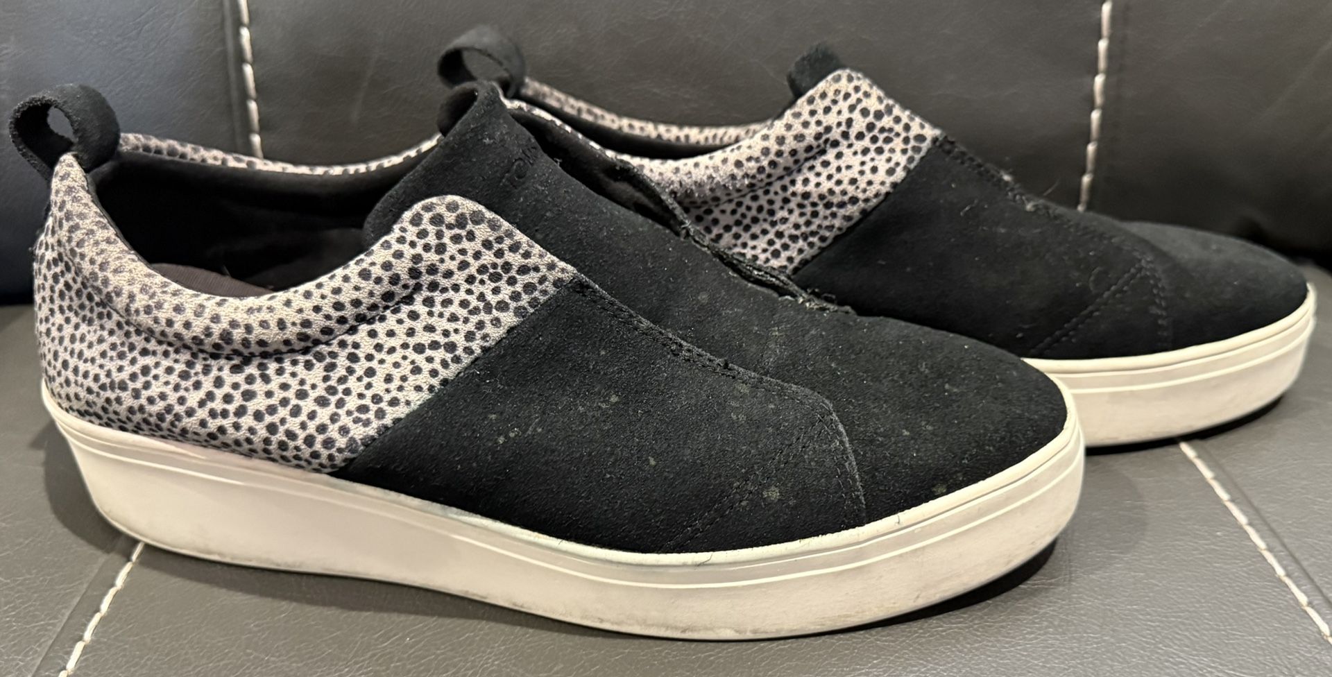 TOMS Amber Leather Slip On Platform Sneaker Size Cheetah Print