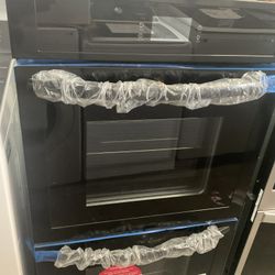 New Frigidaire 27’’ Double Electric Built in Wall Oven with Convection Oven in Black