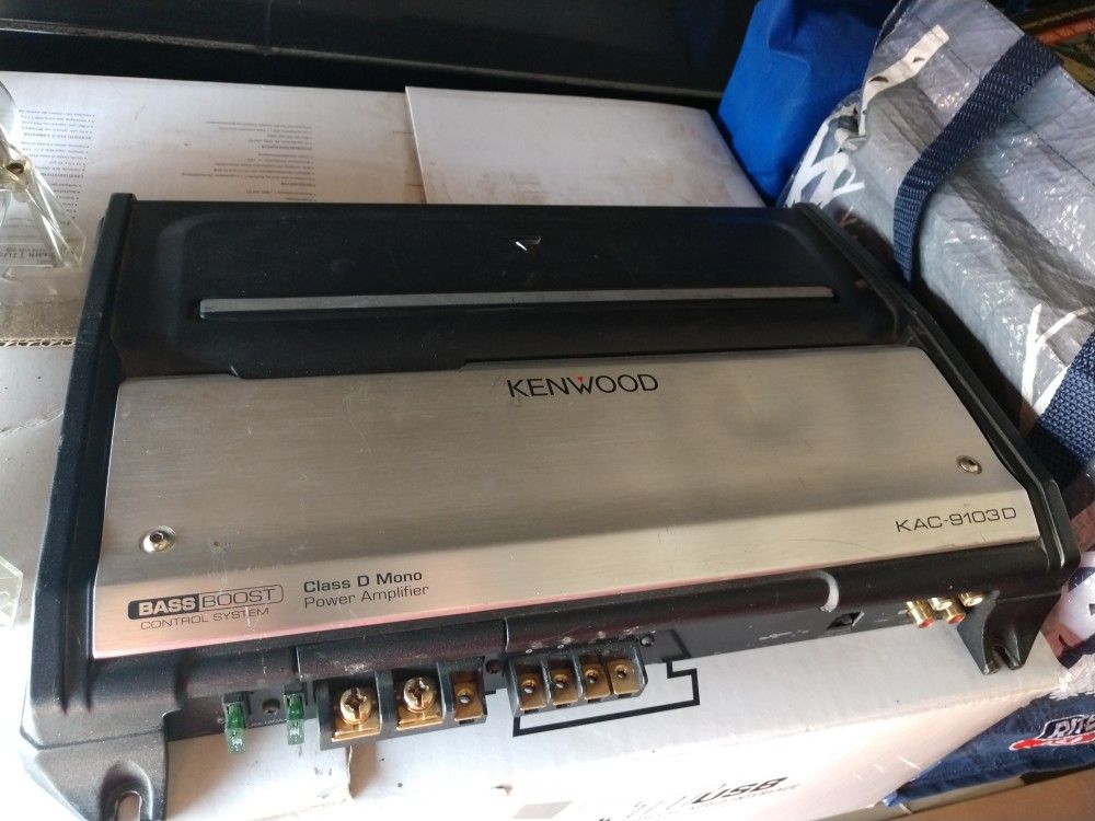 Kenwood KAC-9103D Mono Subwoofer Amplifier