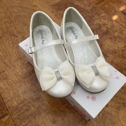 Girls Dress Shoes Sz 1