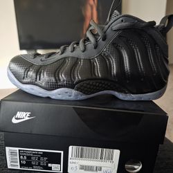 Nike Foamposite Ones Sz 8.5