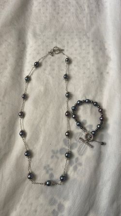 Set de collar y esclava de plata con perlas negras