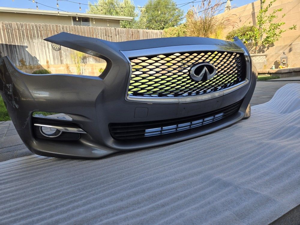 Q50 Bumper
