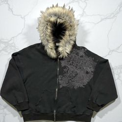 BLACK AND GREY GRAPHIC ZIP UP