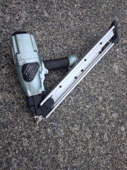 Hitachi (Not Matobo)NR65AK2 Strap Teco Nailer. Excellent Condition. Many Other Tools. For Pick Up Fremont Seattle. No Low Ball Offers. No Trades