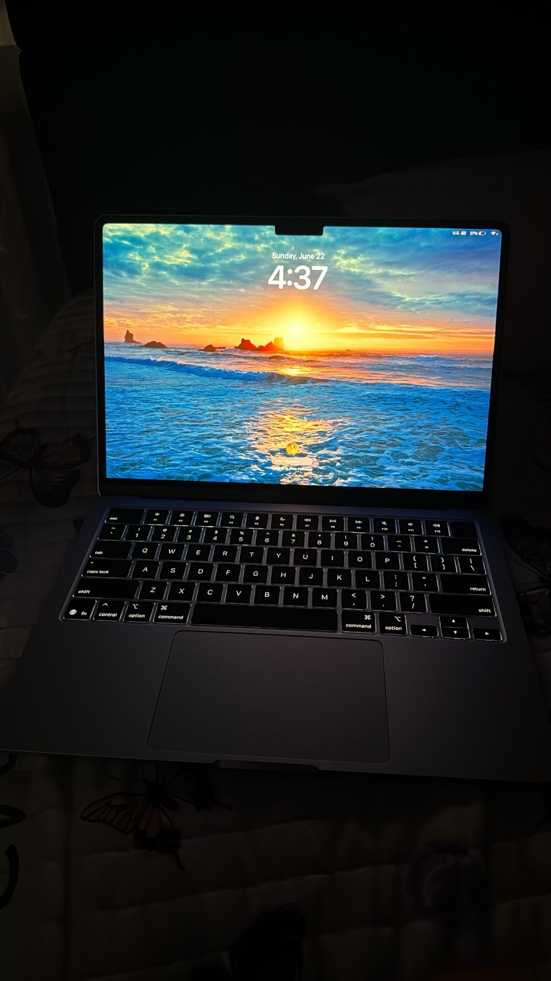 13 inch sky blue 500gb macbook m4 air new gen NEW