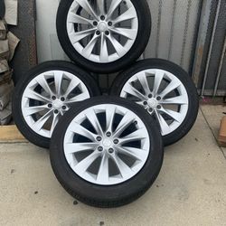 Tesla Rims 