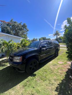 Suburban 2008