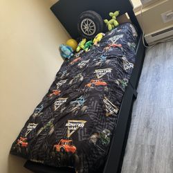 Bed Frame & Mattress 