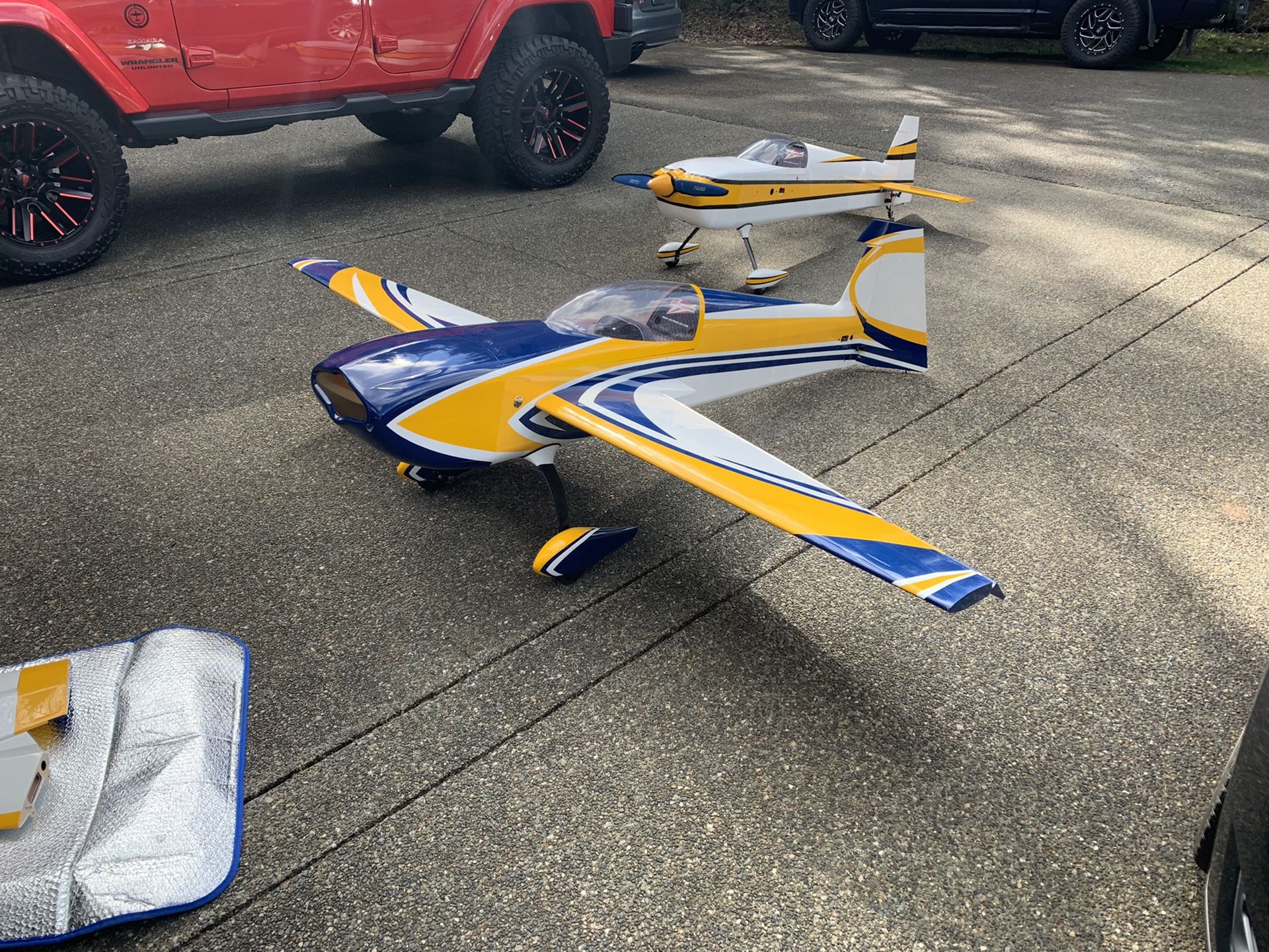 Skywing 101 extra v2 rc plane rc airplane for Sale in Olympia, WA OfferUp