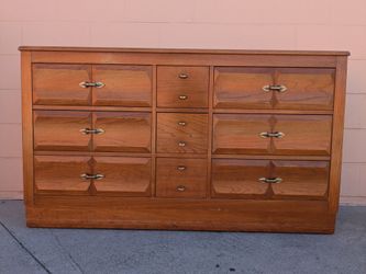 Vintage dresser
