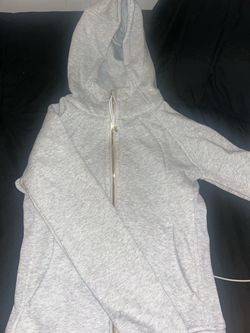 Lululemon scuba color grey w gold zipper size 4