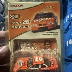 Tony Stewart 2000 Action Racing #20 Home Depot Limited Edition /30,600. 1:64 D/C