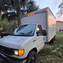 2006 Ford E350