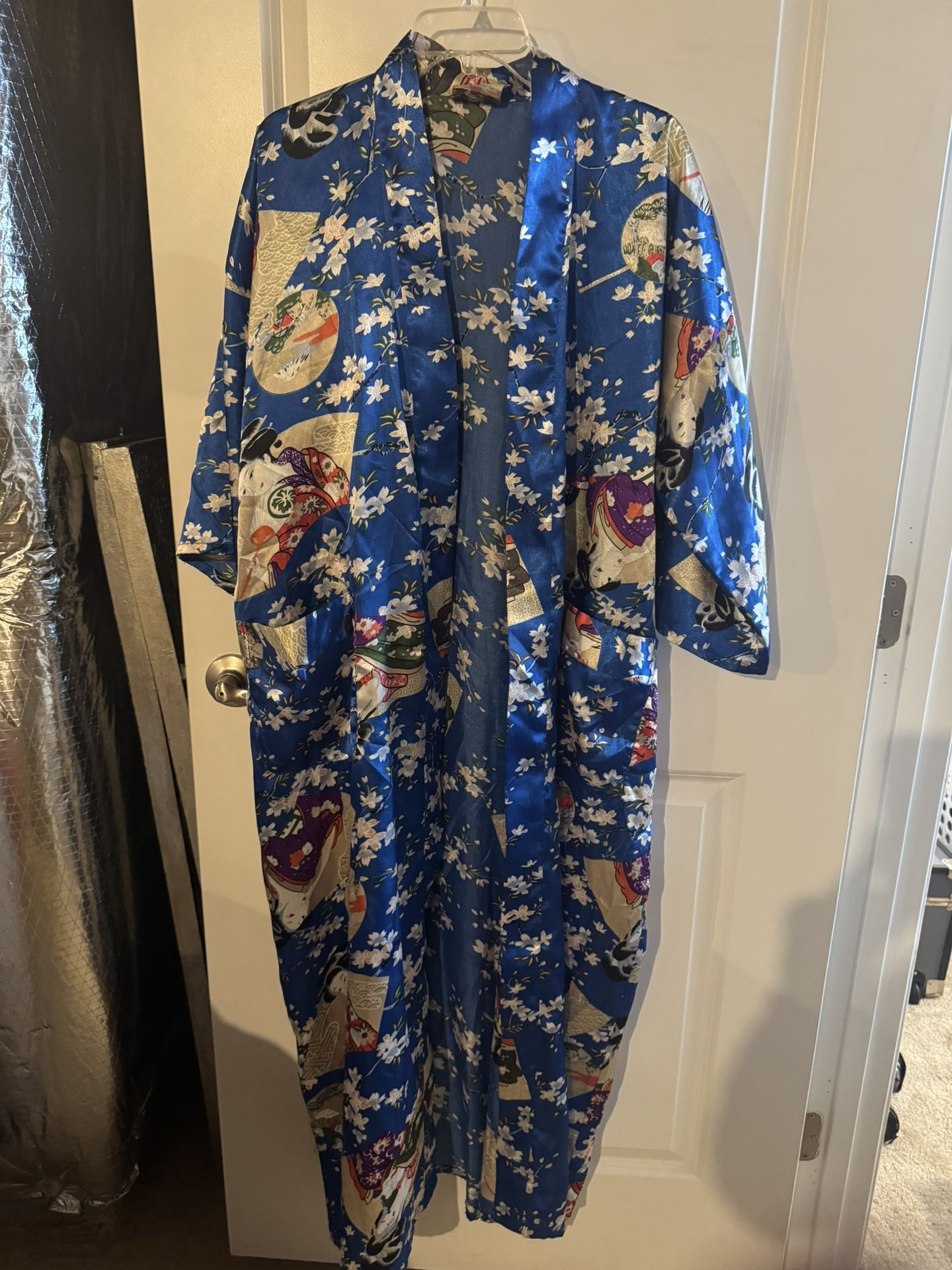 Blue Floral Kimono Robe