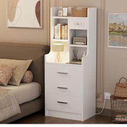  Tall Nightstand 3 Drawers, Small Bookshelf with Adjustable Shelves, Charging Station and USB Ports, End Table with Storage Cabinet, for Bedroom, Stud