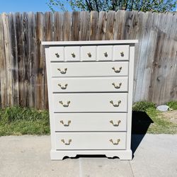 39”W x 19”D x 55”H