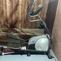 Nordictrack e8.7 lift elliptical