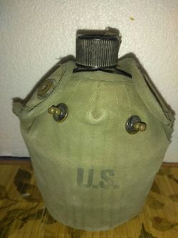 U.S. Military Antique War Water Canteen