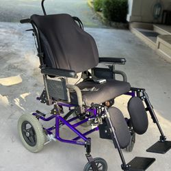 Quickie TS Wheelchair - Non-electric 