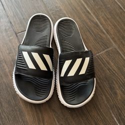 Adidas Cloudfoam Slides