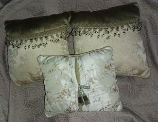 Beautiful Decor Pillows 