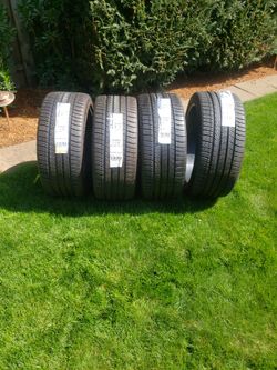 New Michelin Pilot Sport A/S 4 Tires. 265 40 21