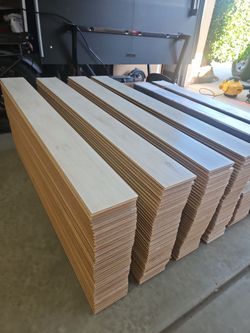 400ft ²of Beautiful laminate floors