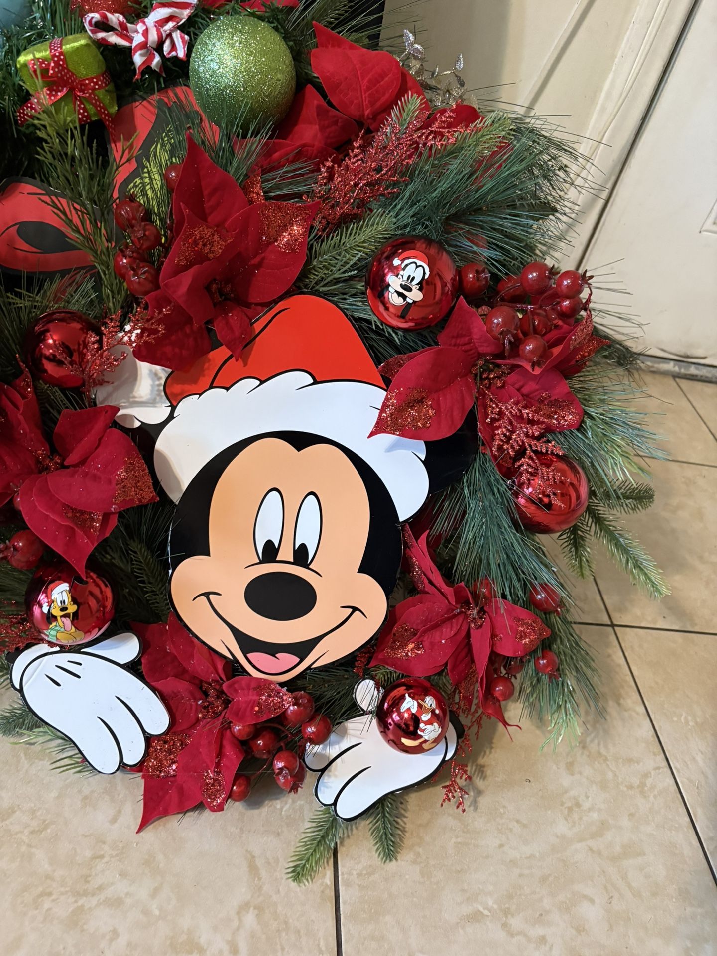 Mickey Wreath