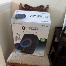 IQ Sound Portable Bluetooth speaker W/ Microphone 