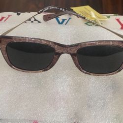 Coach With Glitter Inside Sunglasses. 😎 