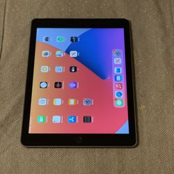 iPad 6th Gen-WiFi + Cellular Unlocked 