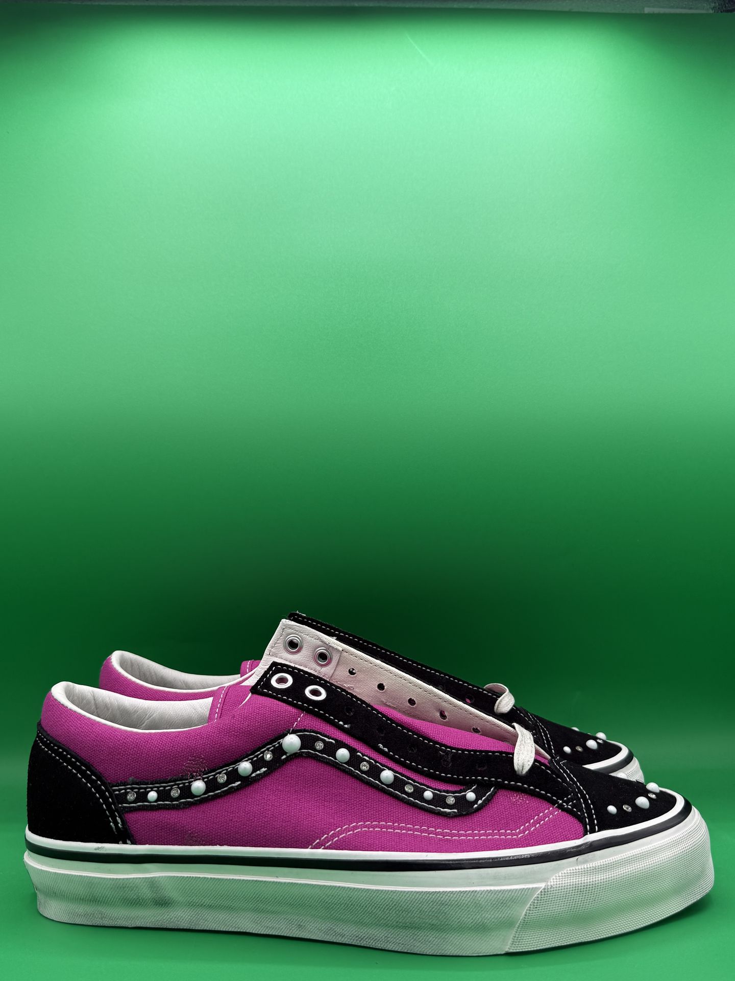 Vans “Pearlized Pink” Size 11.5 Brand New In Box